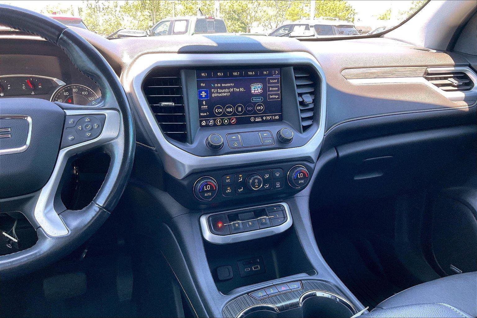 Used 2020 GMC Acadia SLT FWD image 7