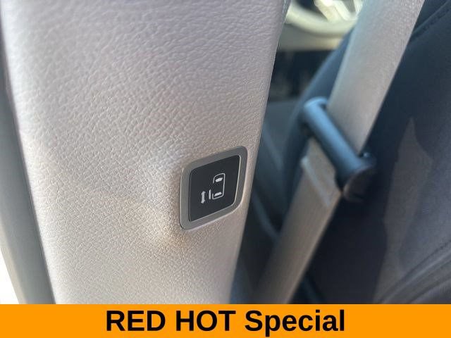 Used 2023 Chrysler Voyager LX FWD image 30