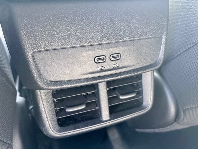Used 2025 Chevrolet Equinox LT AWD/4WD image 10
