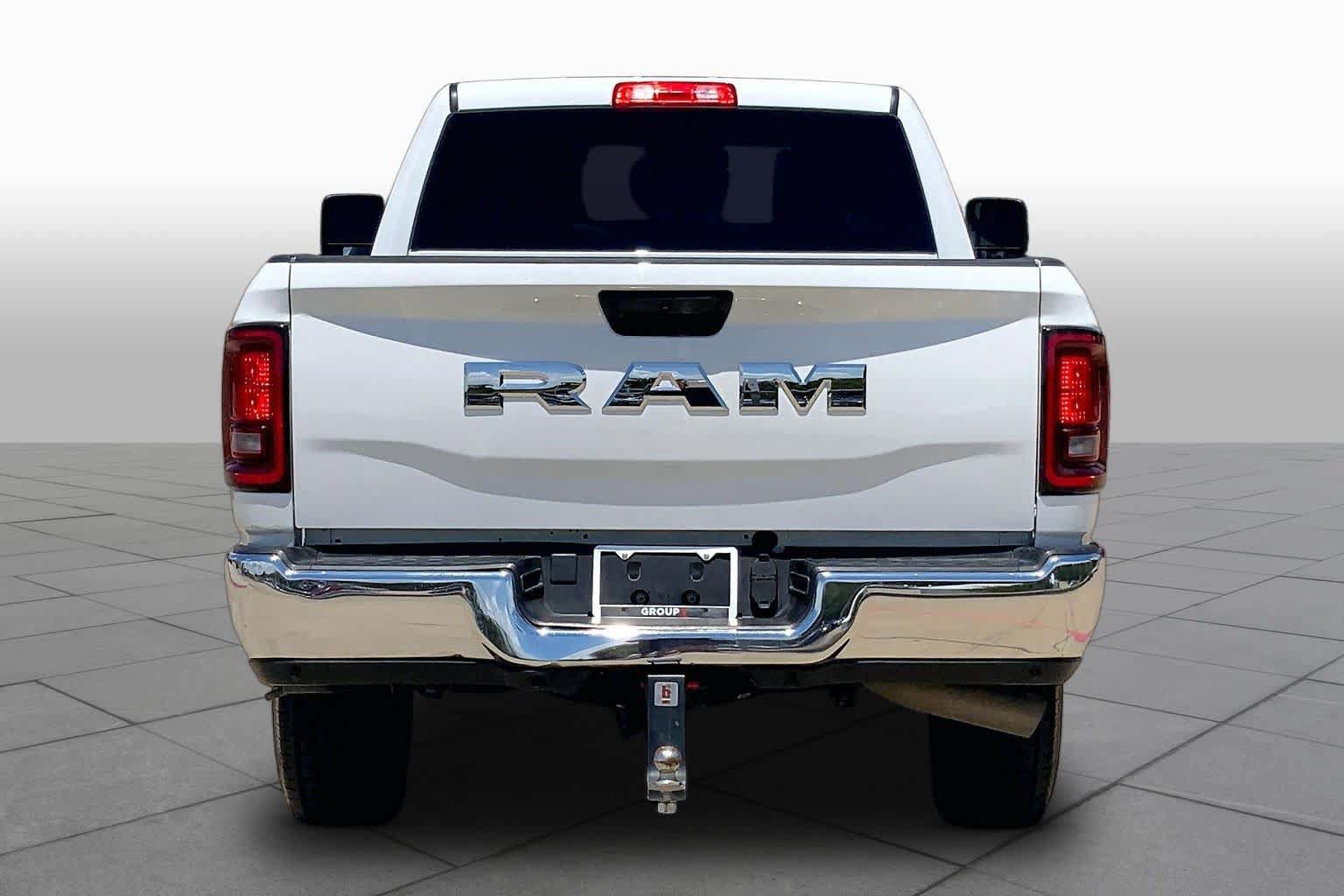 Used 2025 RAM 2500 Big Horn AWD/4WD image 5