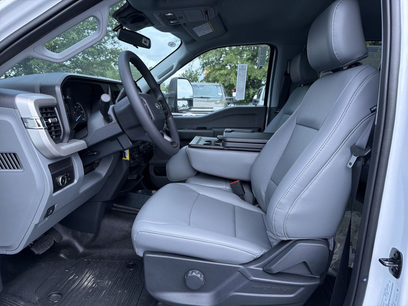 New 2026 Ford F350 XL w/ XL Chrome Package AWD/4WD image 25