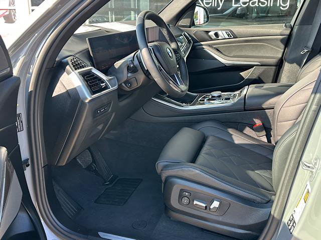 Certified 2025 BMW X5 xDrive40i image 15