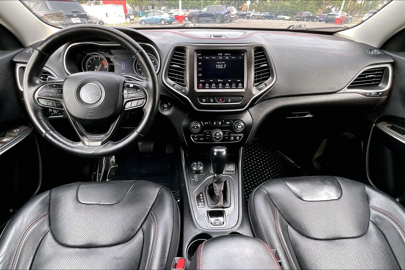Used 2019 Jeep Cherokee Trailhawk AWD/4WD image 14