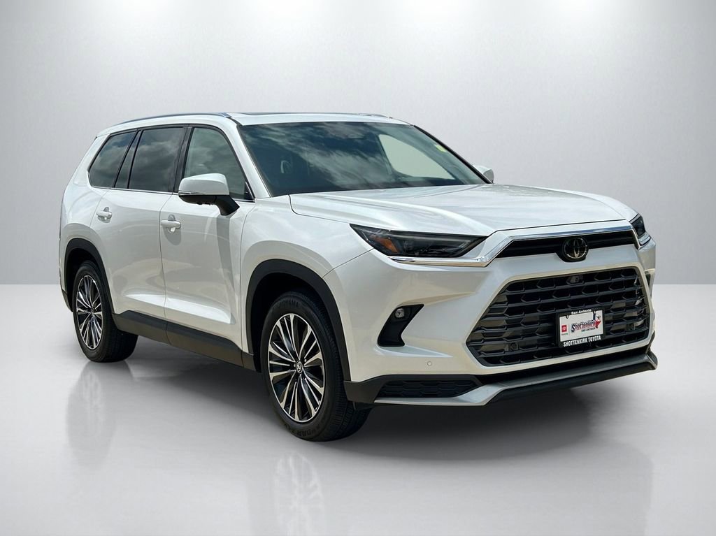 Certified 2024 Toyota Grand Highlander AWD Hybrid image 3