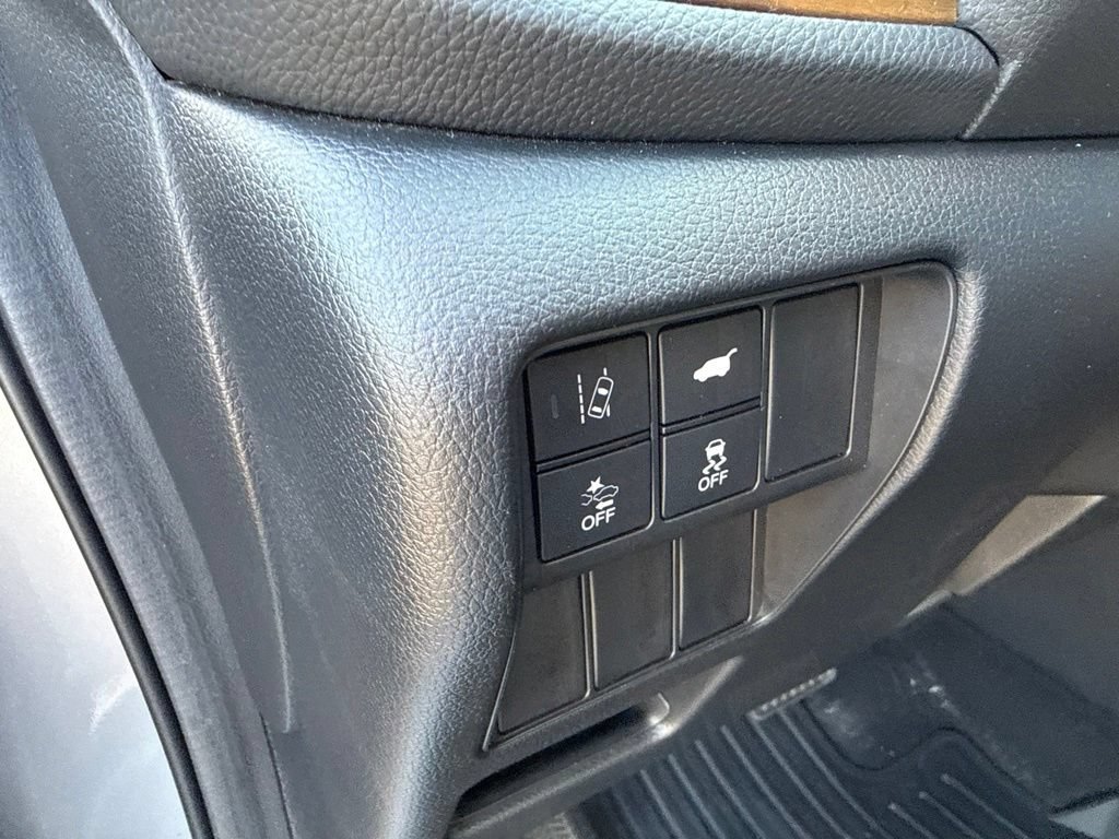 Used 2018 Honda CR-V Touring image 20