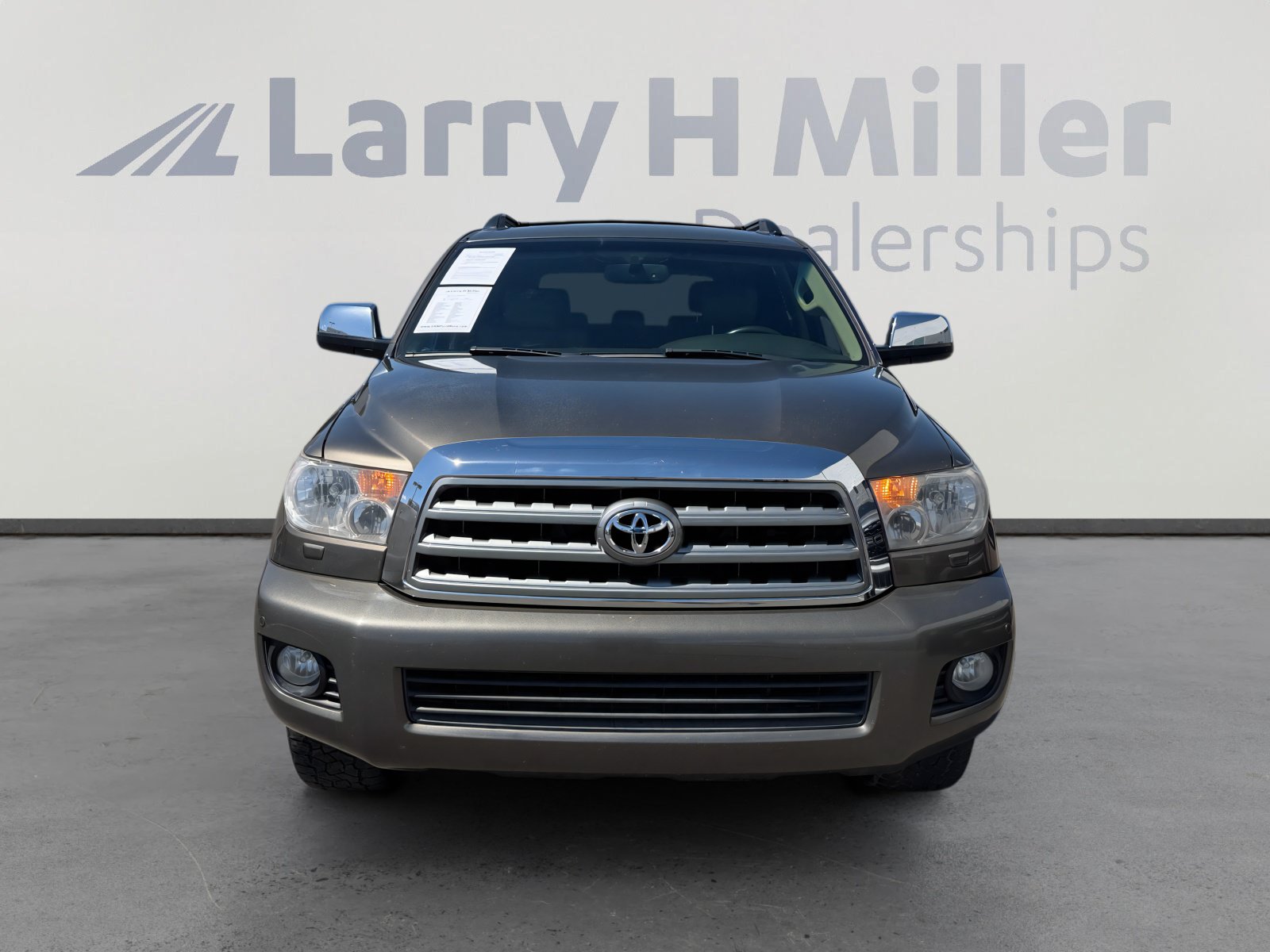 Used 2008 Toyota Sequoia Limited w/ Cold Area Pkg AWD/4WD image 8