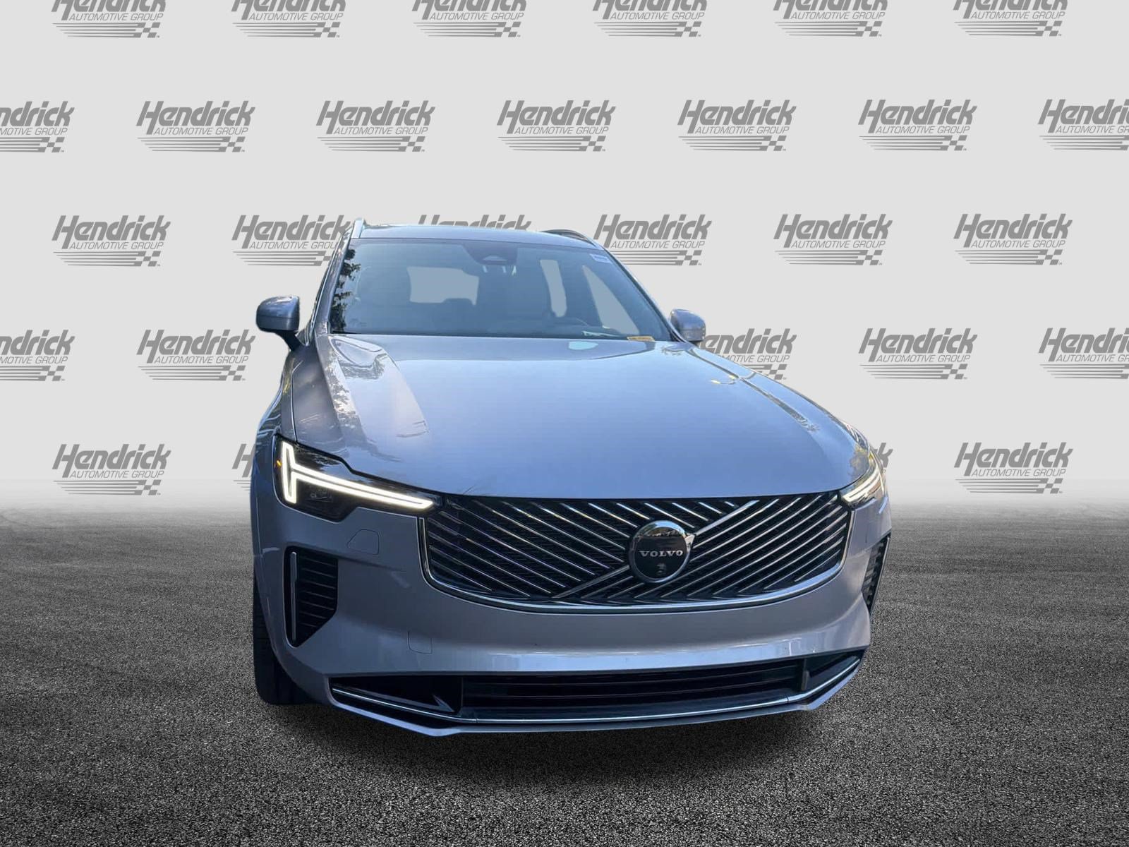 Used 2026 Volvo XC90 B6 Plus AWD/4WD image 3
