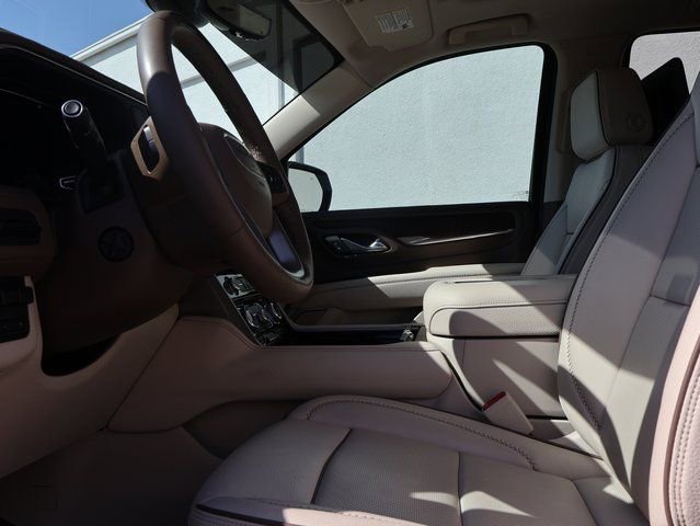 Used 2024 GMC Yukon Denali w/ Advanced Technology Package image 22
