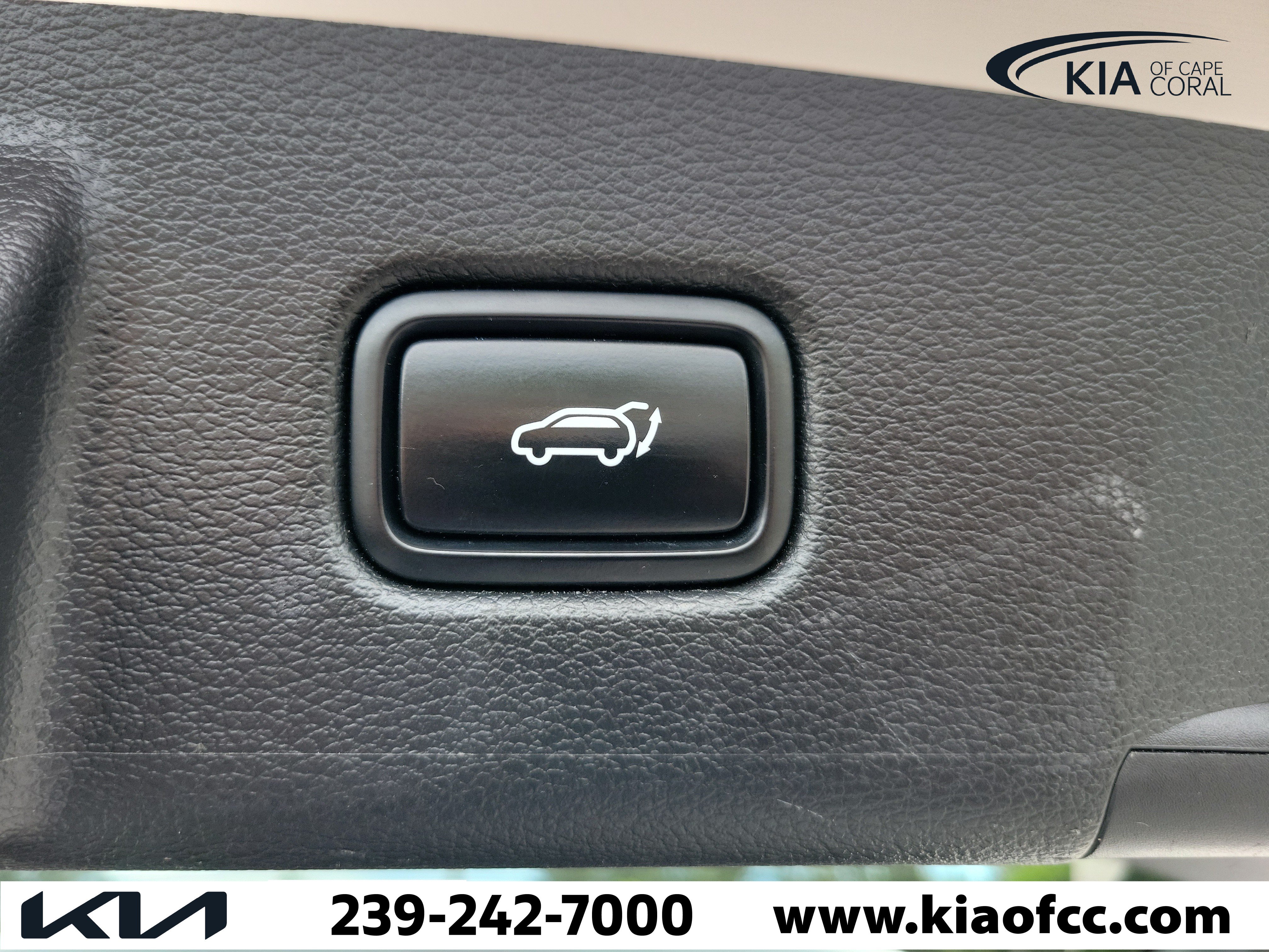 Used 2021 Kia Telluride SX w/ SX Prestige Package AWD/4WD image 12
