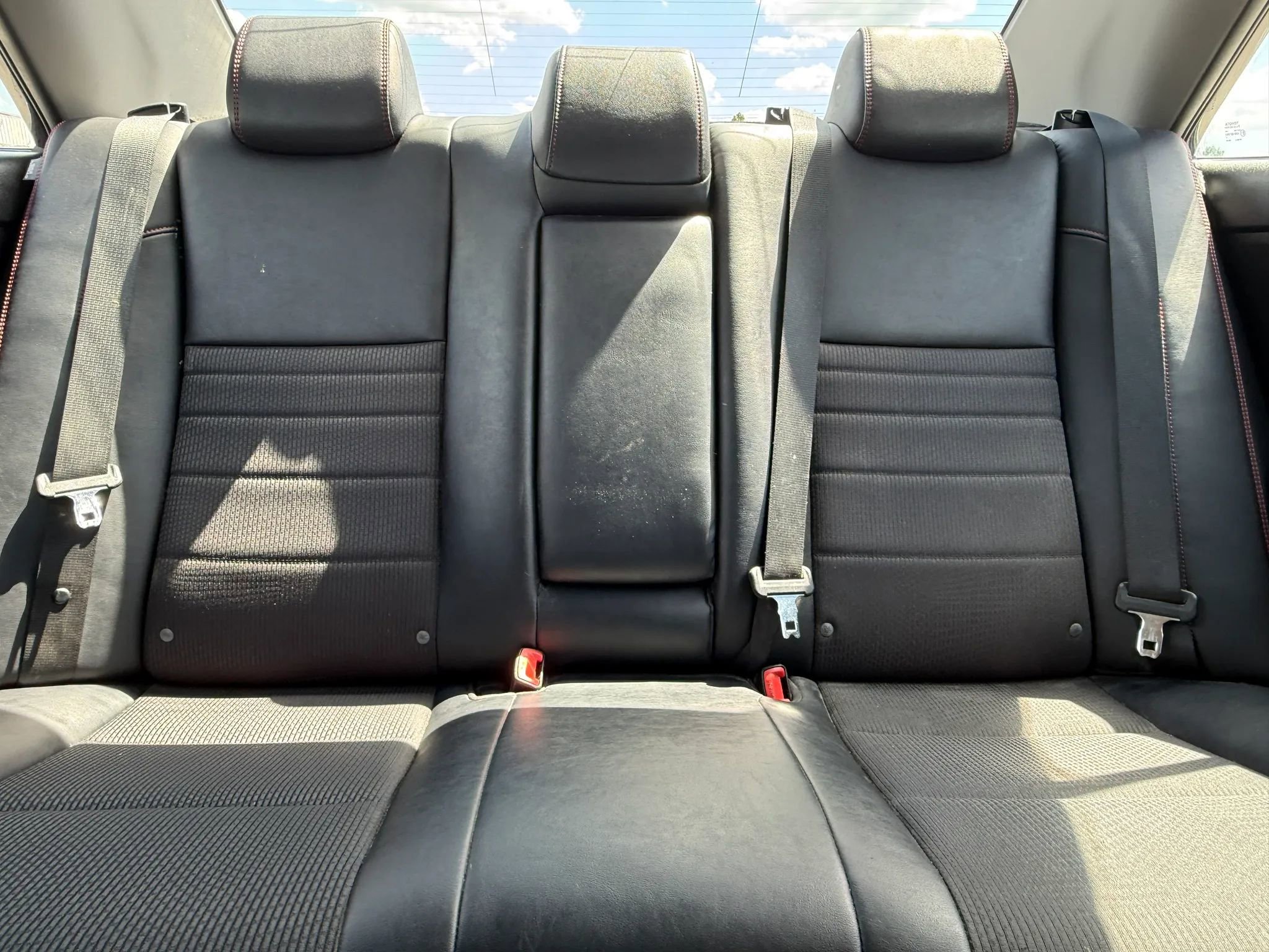 Used 2016 Toyota Camry SE image 22