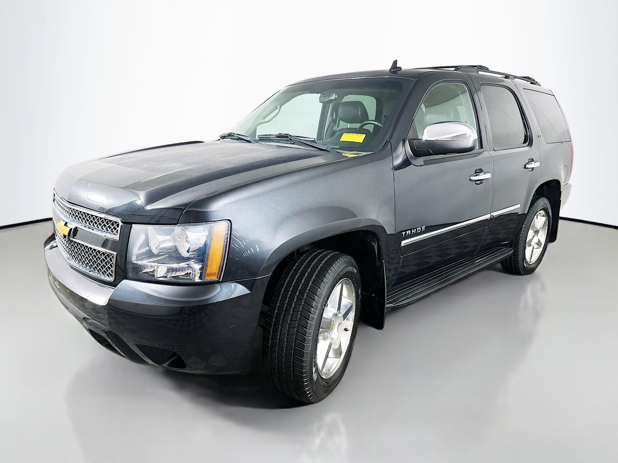 Used 2013 Chevrolet Tahoe LTZ image 3