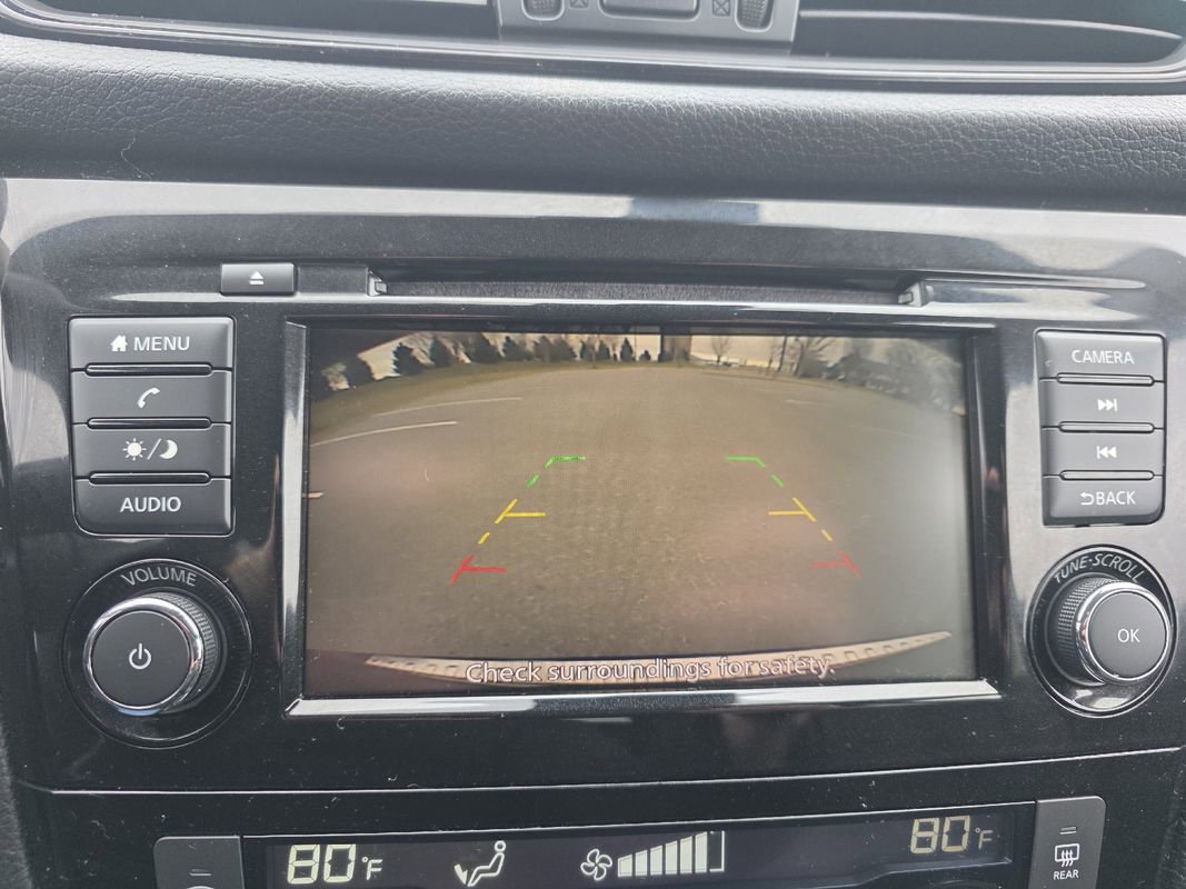 Used 2020 Nissan Rogue SV image 26