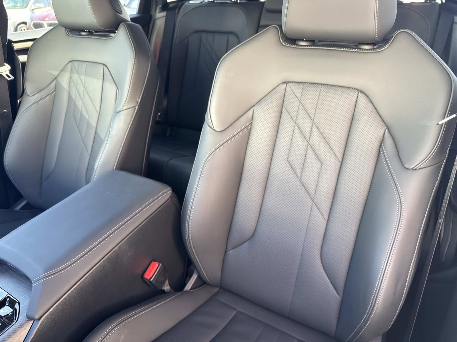 Certified 2025 BMW X3 xDrive30i w/ Premium Package image 19