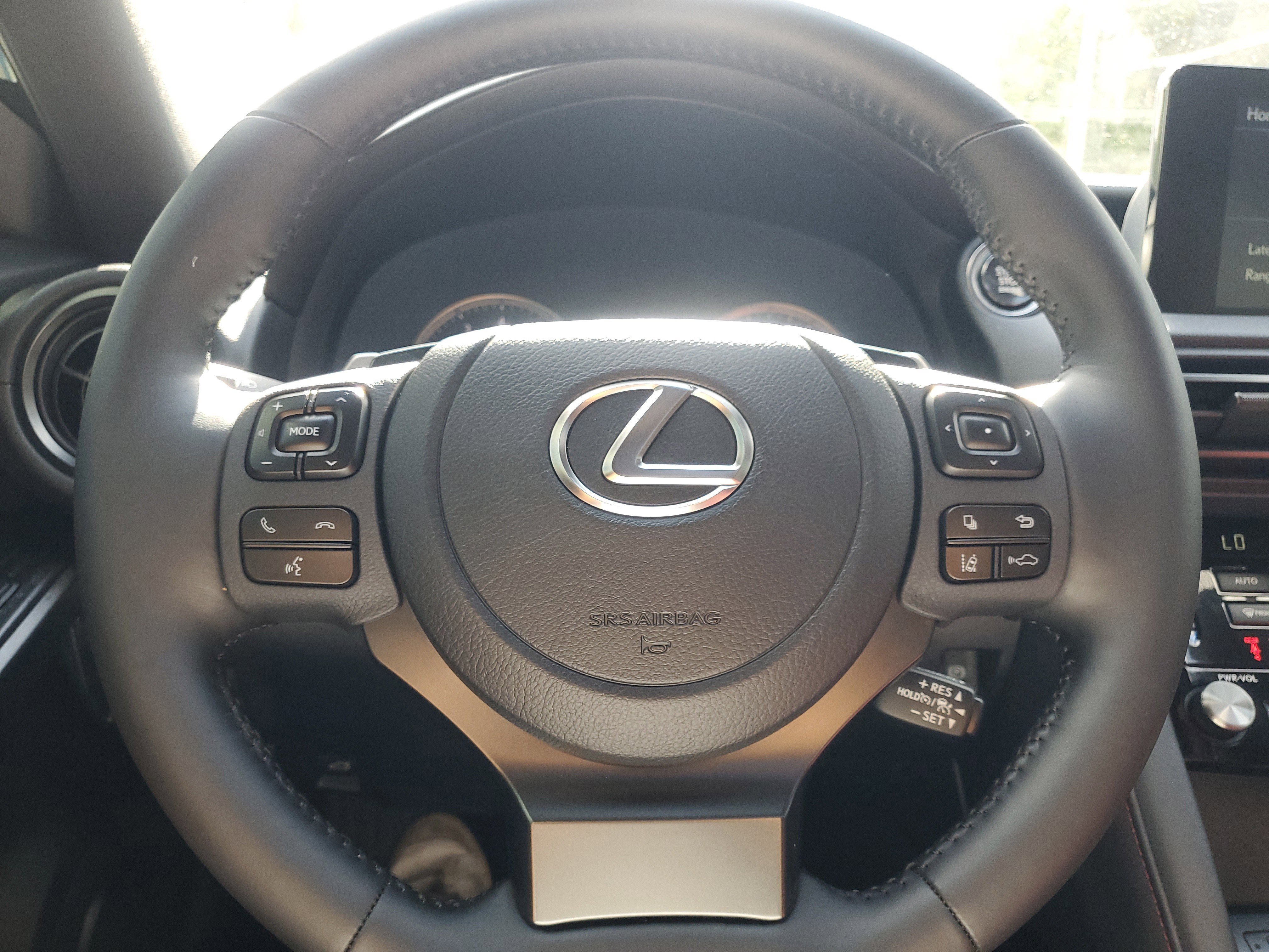 Used 2025 Lexus IS 300 w/ Premium Package image 24