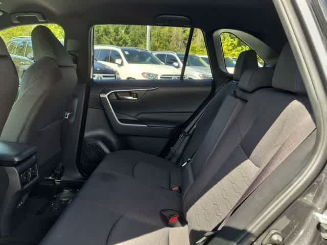 Used 2023 Toyota RAV4 SE w/ SE Grade Weather Package AWD/4WD image 18