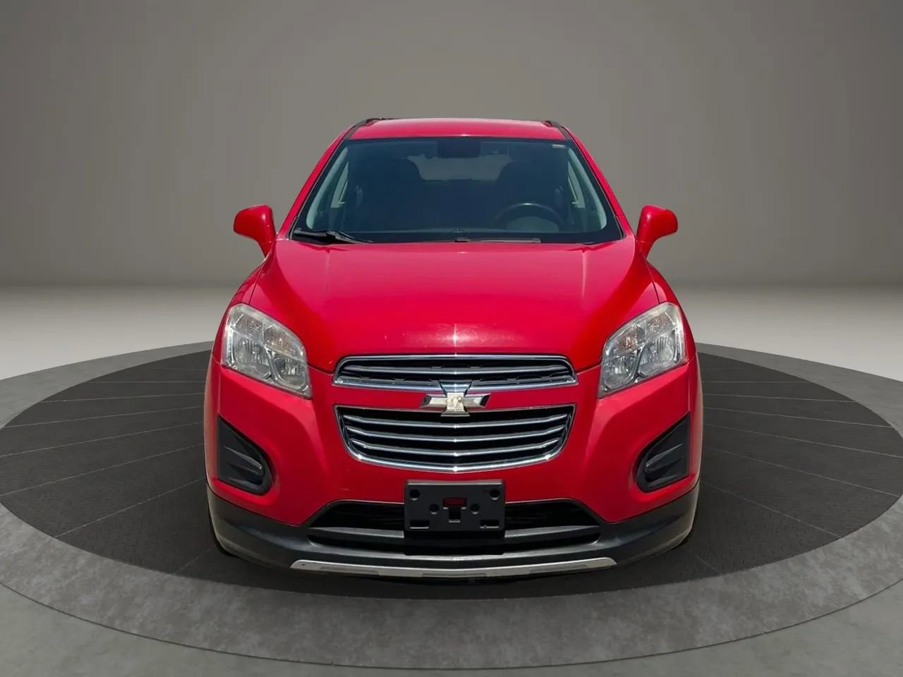 Used 2015 Chevrolet Trax LT w/ LT Plus Package AWD/4WD image 2
