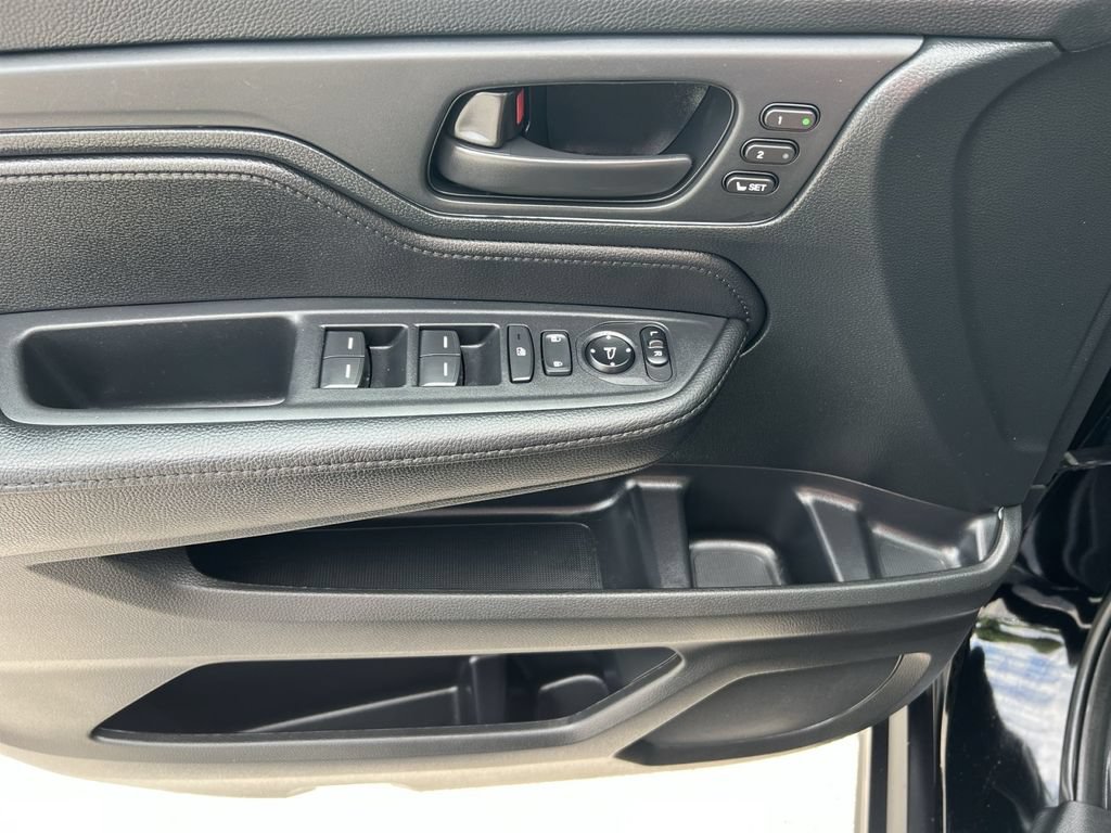 Used 2023 Honda Odyssey EX-L image 15