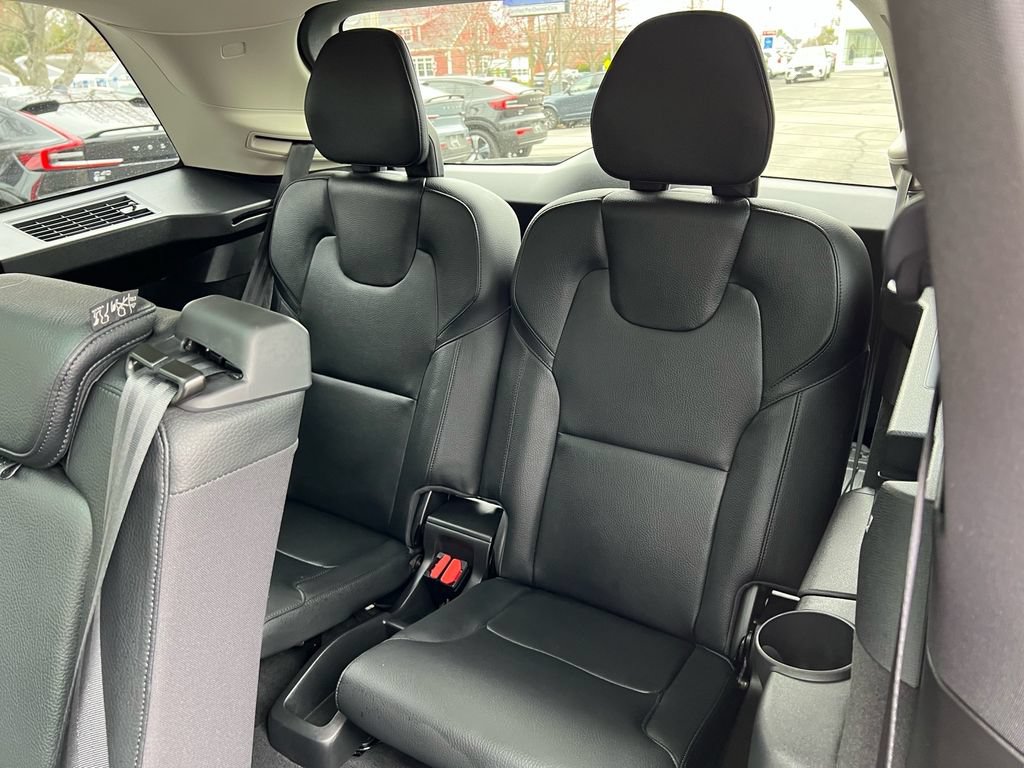 Certified 2025 Volvo XC90 T8 Core w/ Protection Package Premier AWD/4WD image 23