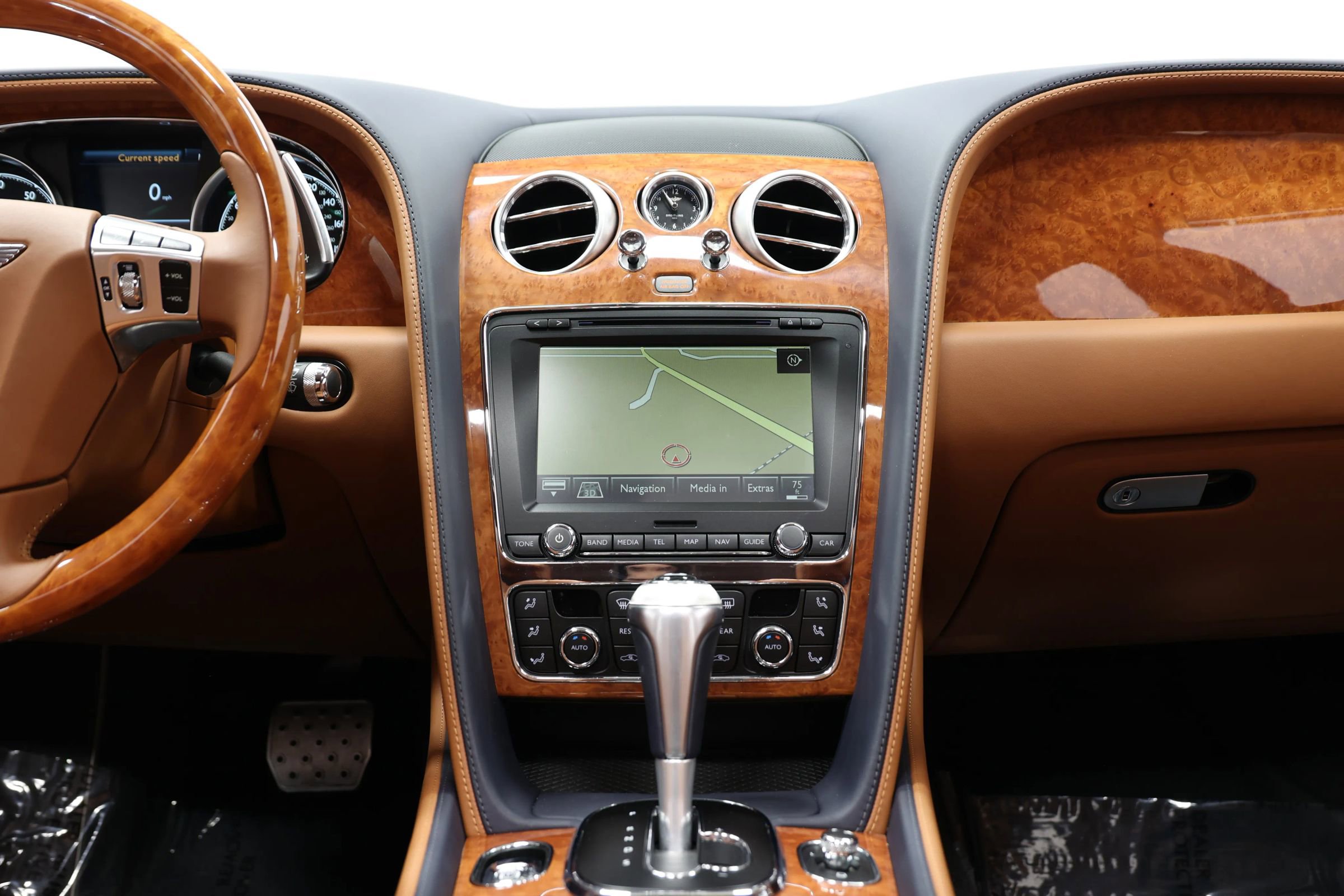 Used 2016 Bentley Flying Spur W12 AWD/4WD image 28