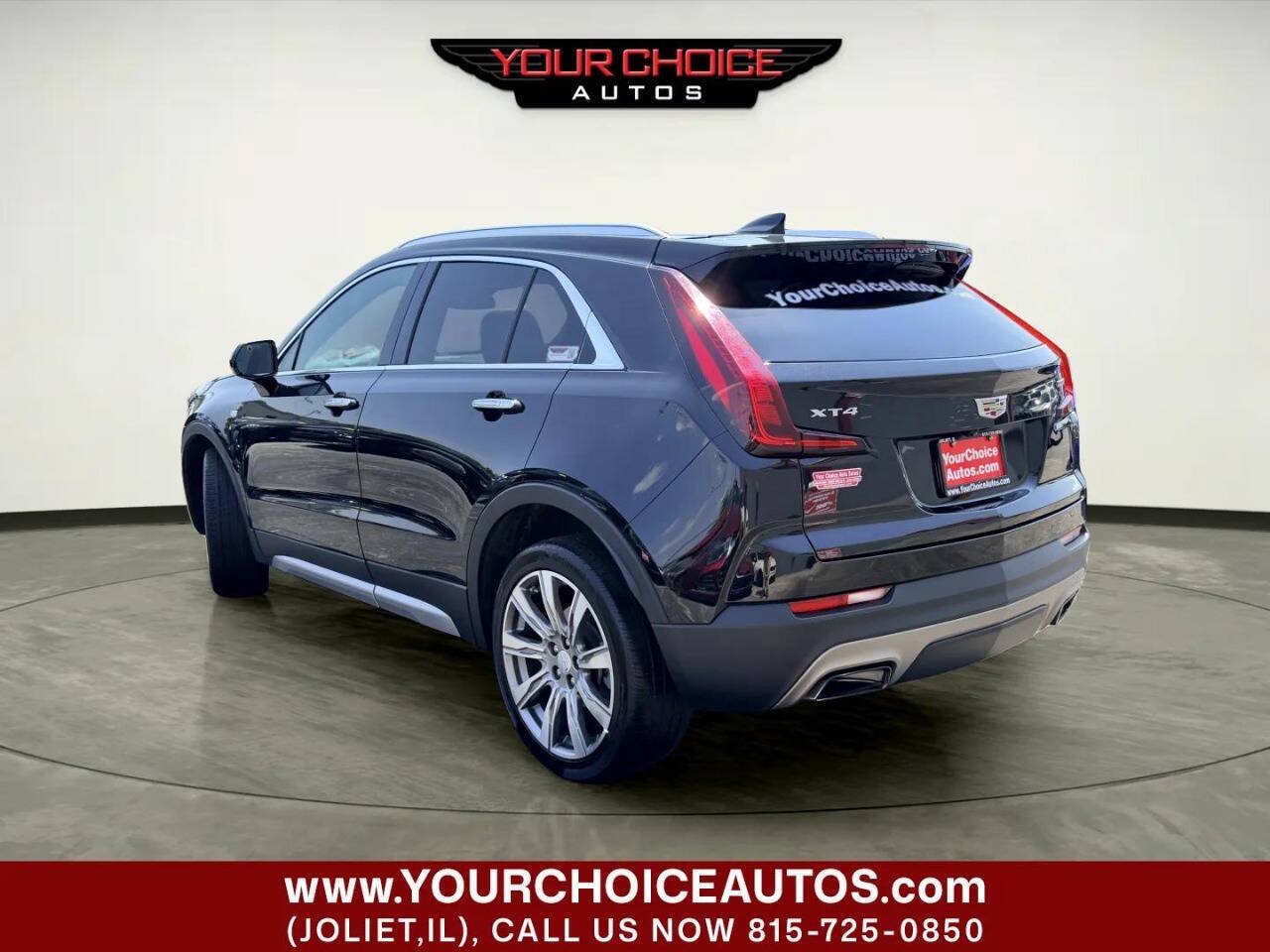 Used 2019 Cadillac XT4 Premium Luxury FWD image 3