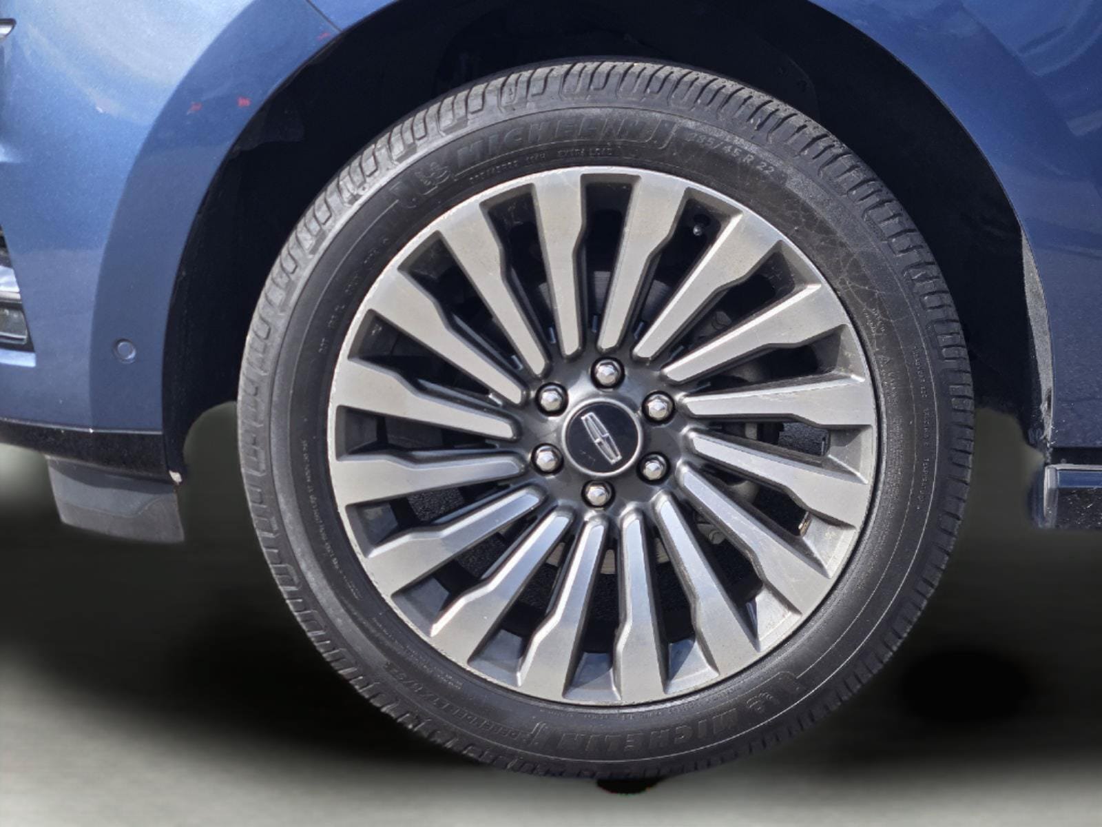 Used 2019 Lincoln Navigator L Reserve AWD/4WD image 10