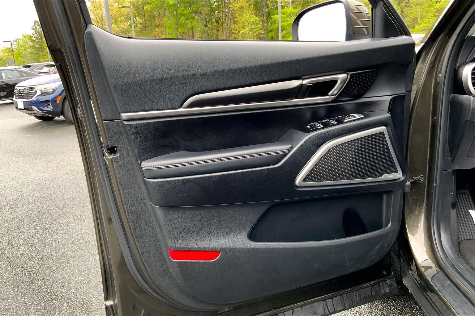 Used 2024 Kia Telluride S w/ S Sunroof Package FWD image 24