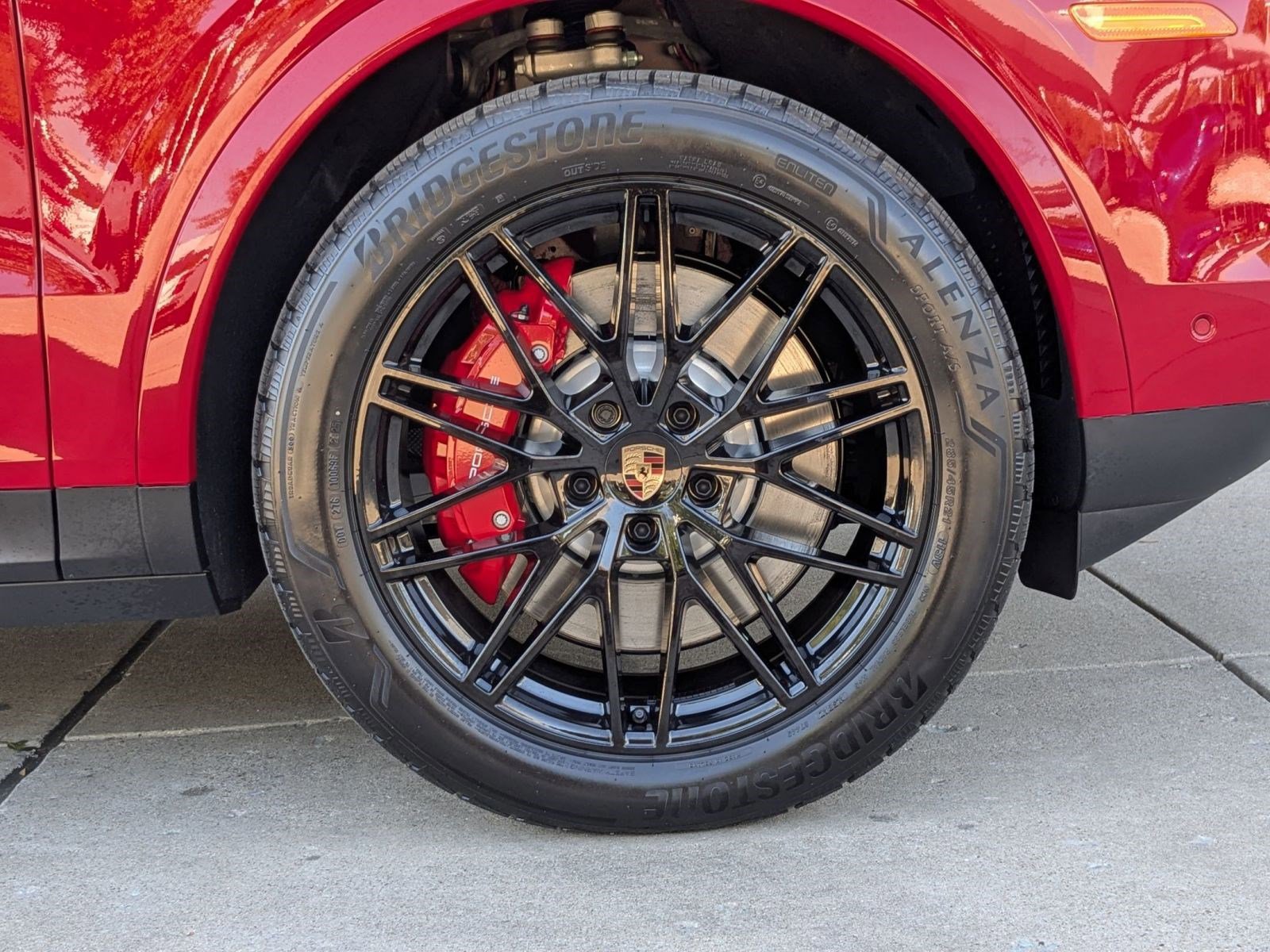 New 2026 Porsche Cayenne S image 29