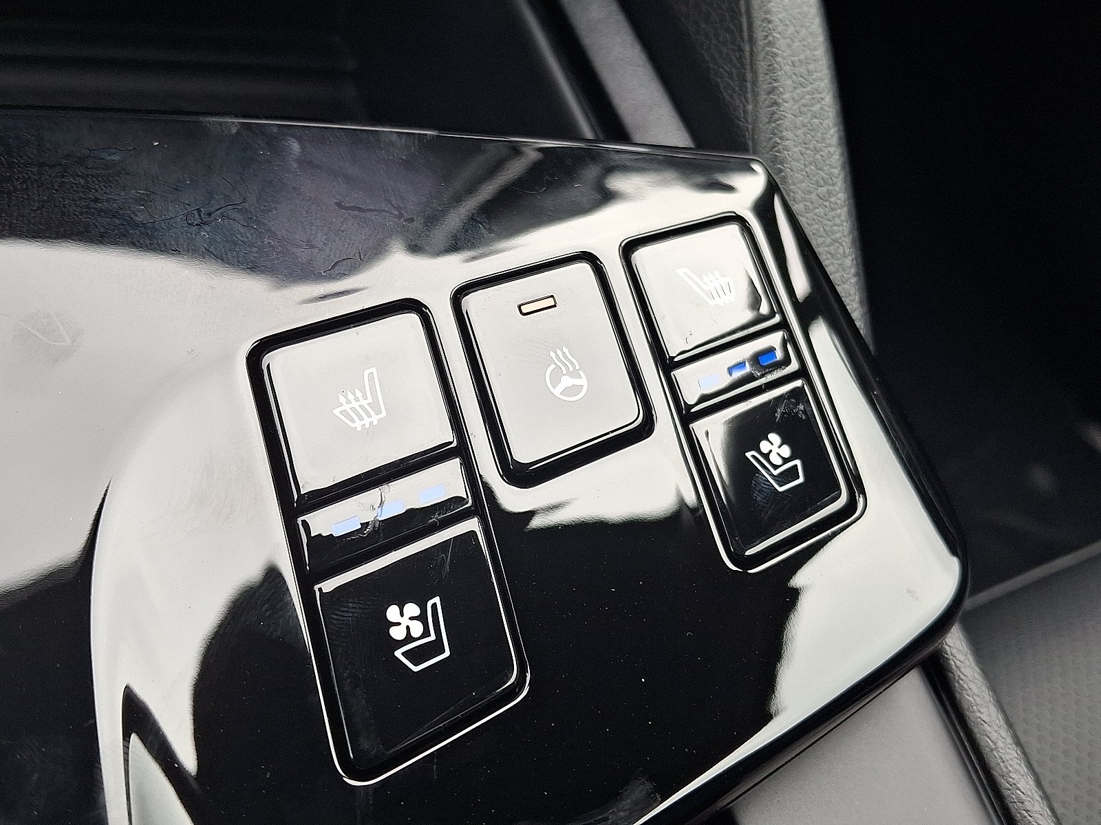 New 2025 Kia Sportage X-Line Prestige AWD/4WD image 16