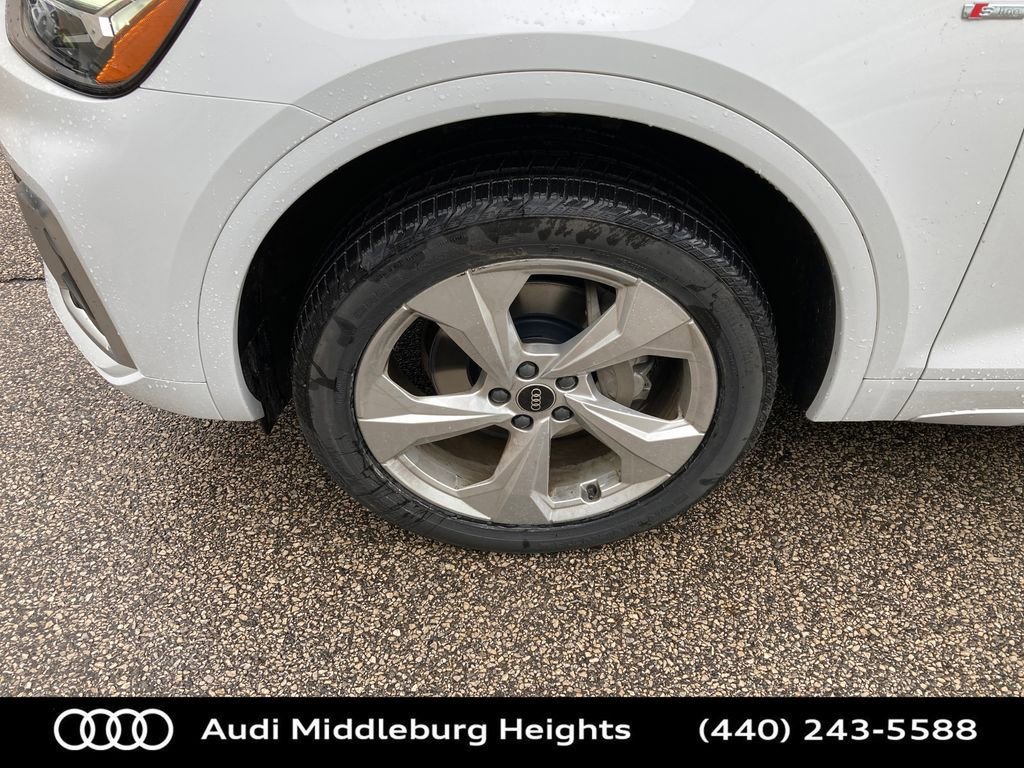 Certified 2022 Audi Q5 2.0T Premium Plus w/ Premium Plus Package image 19