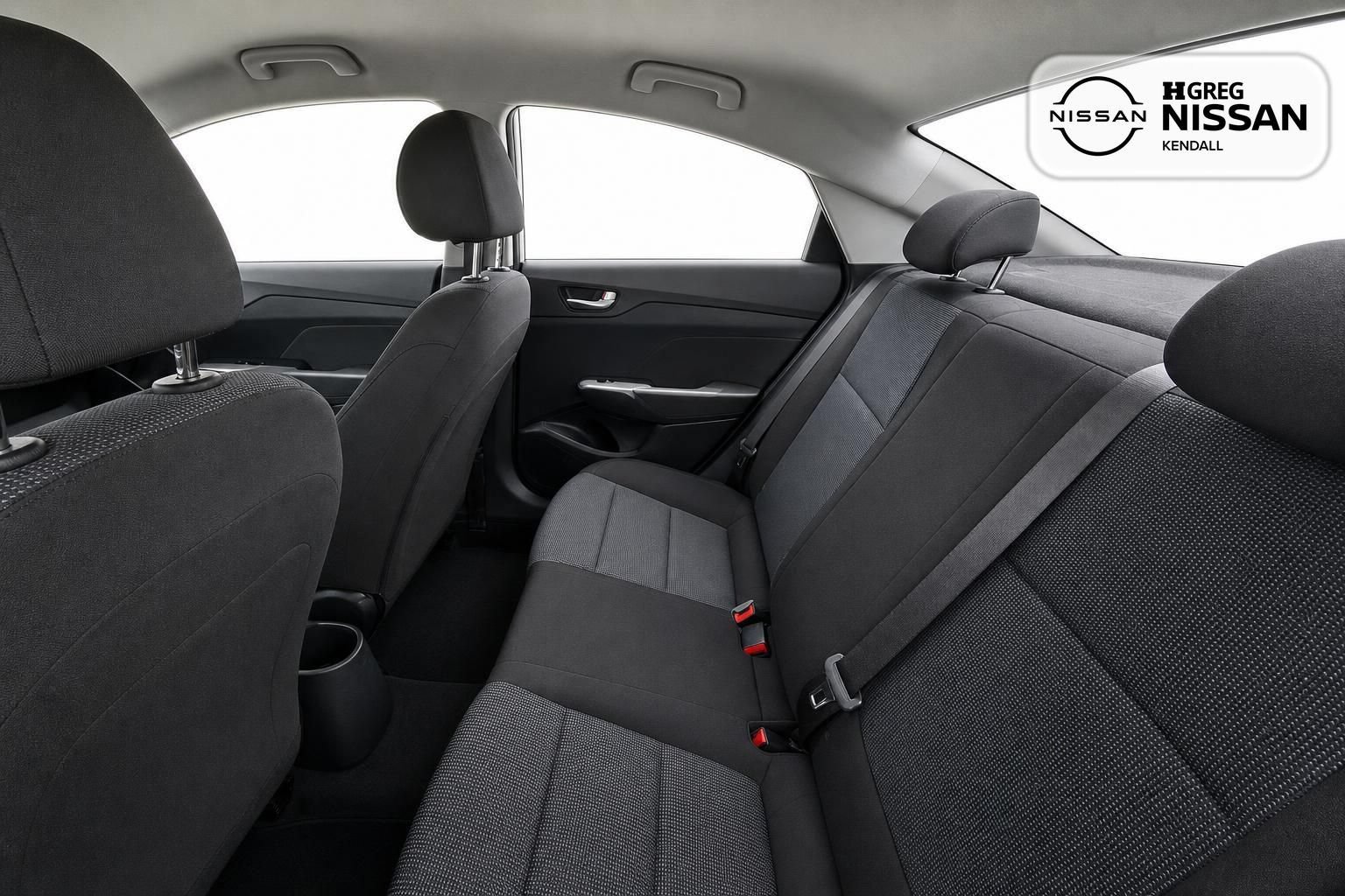 Used 2022 Hyundai Accent SE FWD image 12
