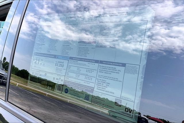 New 2026 Chevrolet Traverse Z71 w/ Enhanced Driving Package AWD/4WD image 14
