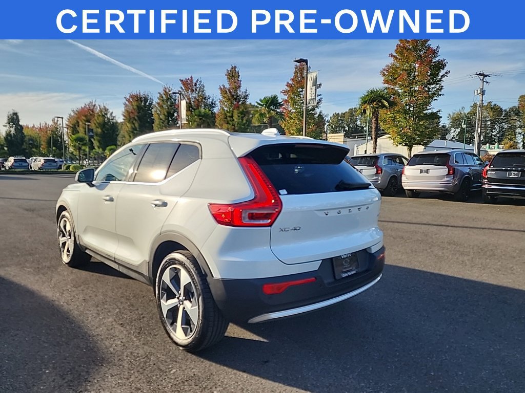 Used 2025 Volvo XC40 B5 Core w/ Protection Package Premier AWD/4WD image 3