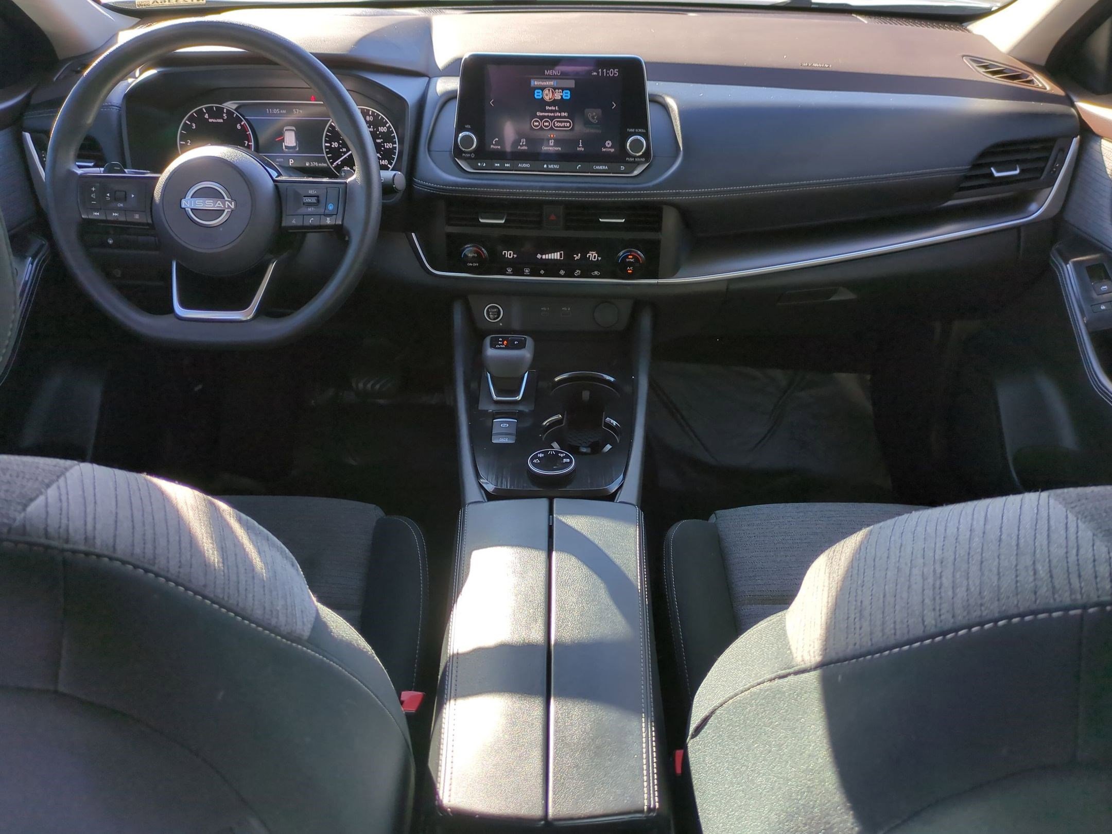 Used 2023 Nissan Rogue SV image 16