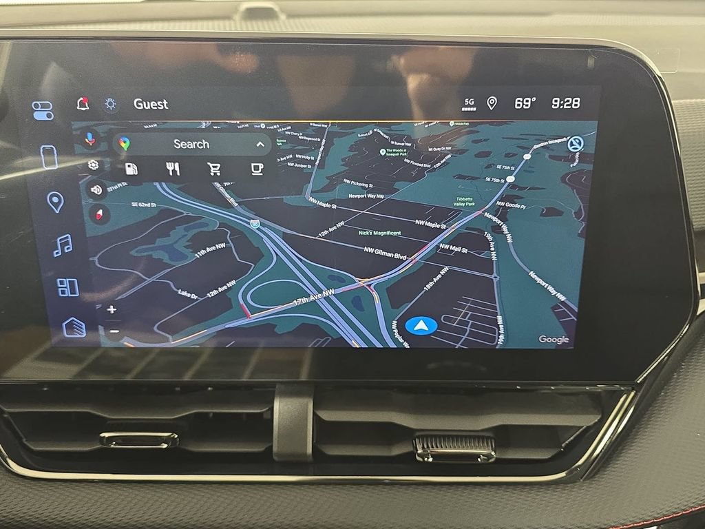 New 2027 Chevrolet Equinox RS w/ Safety and Technology Package AWD/4WD image 18