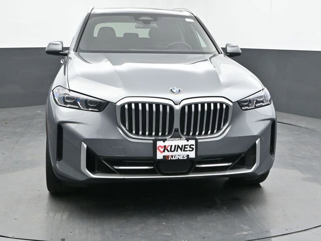 Used 2024 BMW X5 xDrive40i AWD/4WD image 4