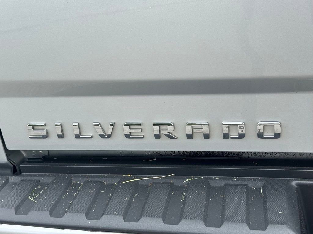 Used 2019 Chevrolet Silverado 1500 LT w/ All Star Edition AWD/4WD image 9