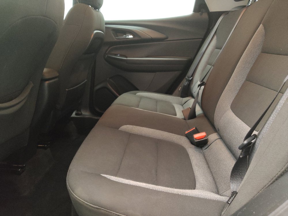 Used 2024 Chevrolet TrailBlazer LS FWD image 18