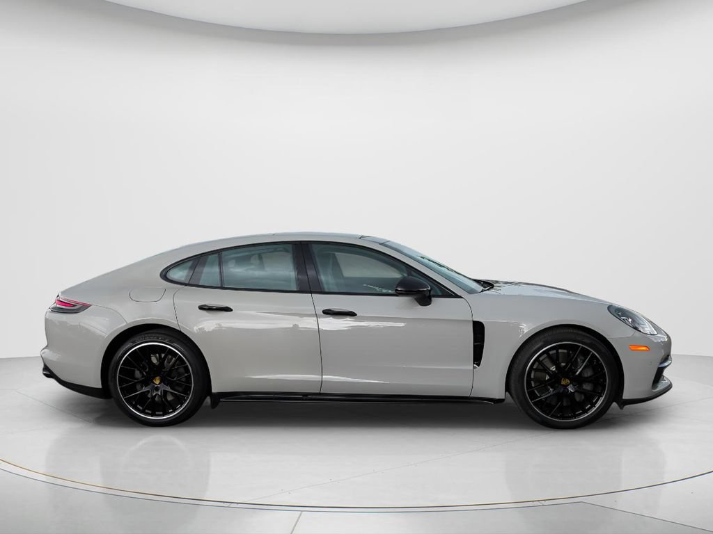 Used 2018 Porsche Panamera 4S AWD/4WD image 4