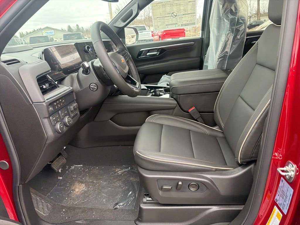 New 2026 Chevrolet Tahoe Premier w/ Sun And Tow Package AWD/4WD image 4