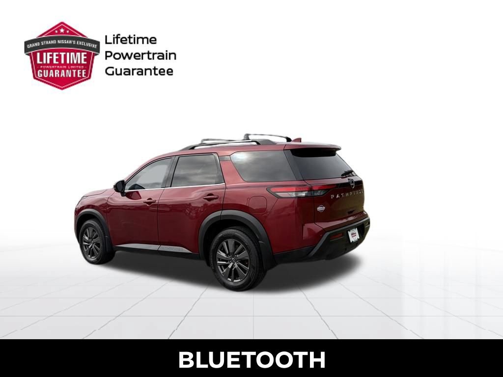 Certified 2022 Nissan Pathfinder SV FWD image 3