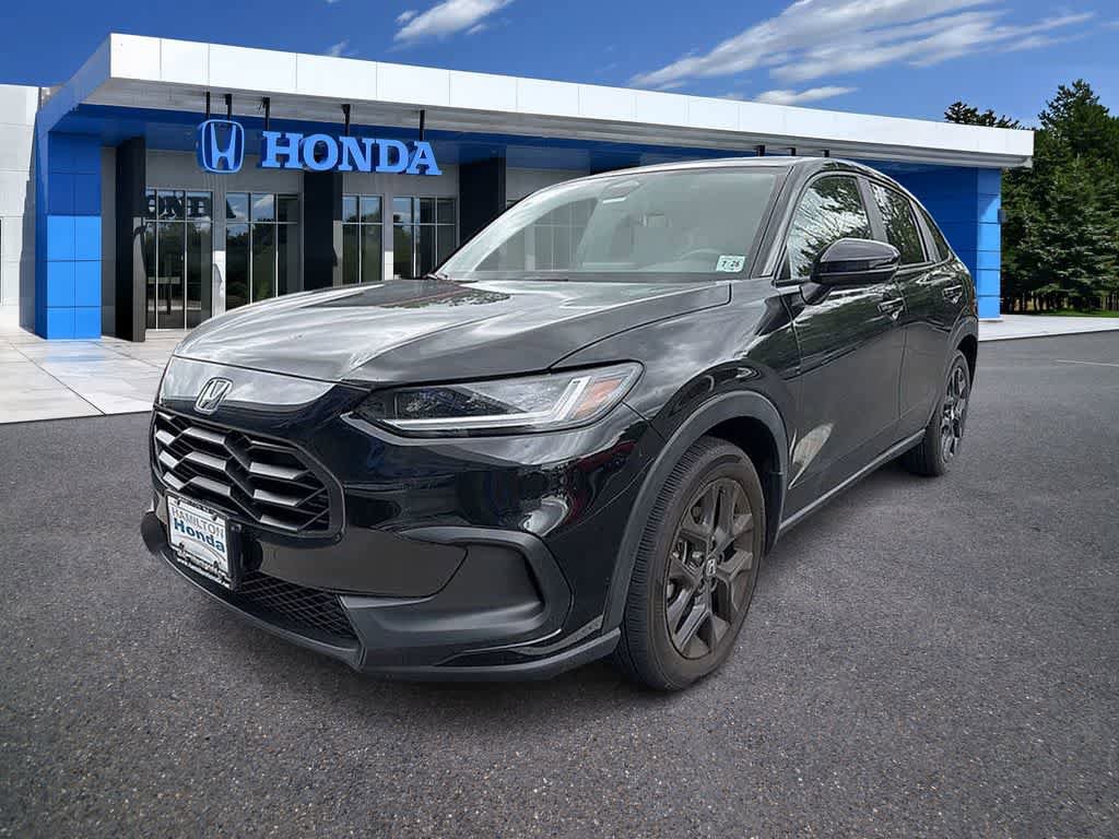 Used 2023 Honda HR-V Sport image 1