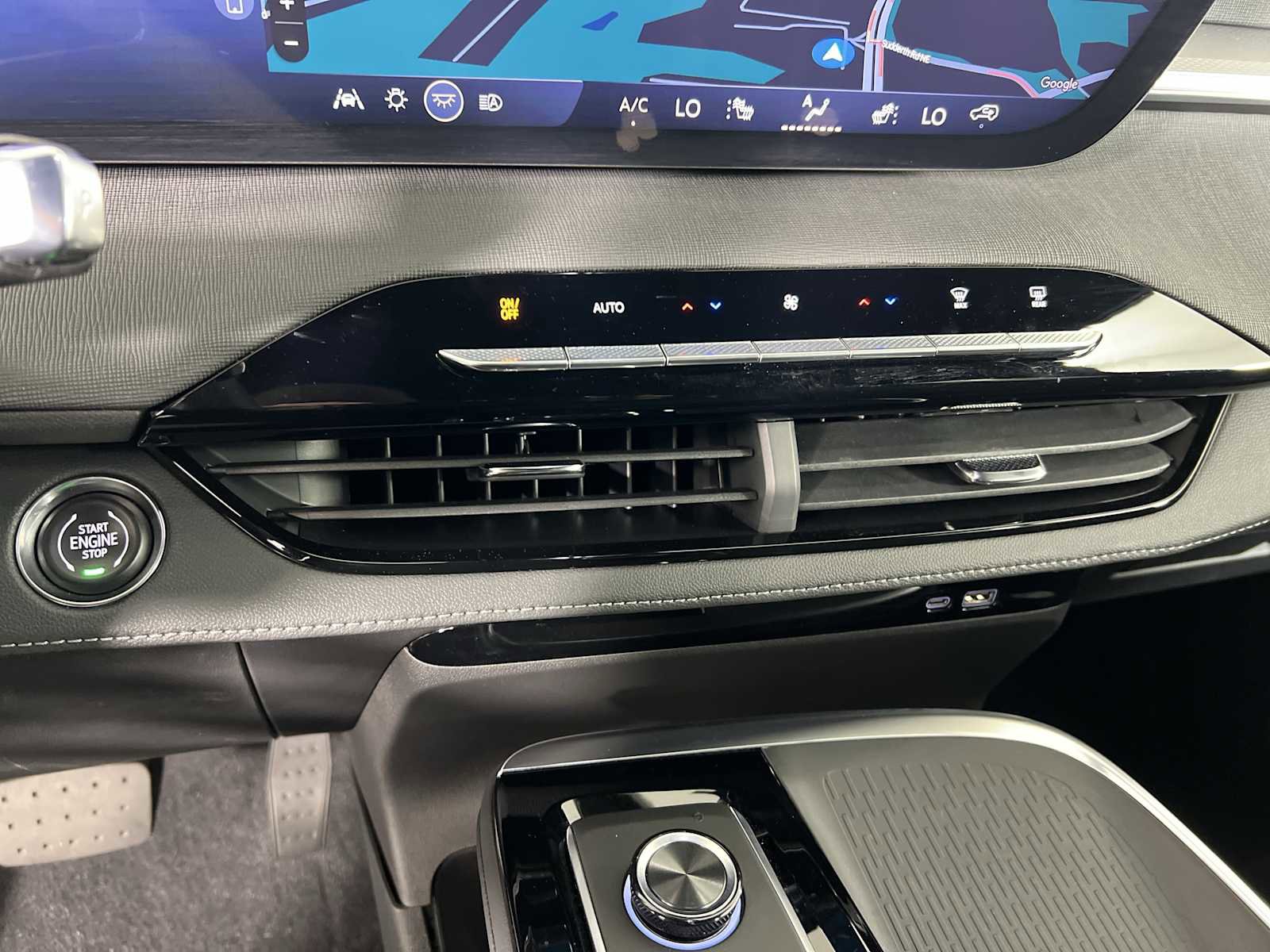 New 2026 Buick Enclave Sport Touring w/ Power Package image 29