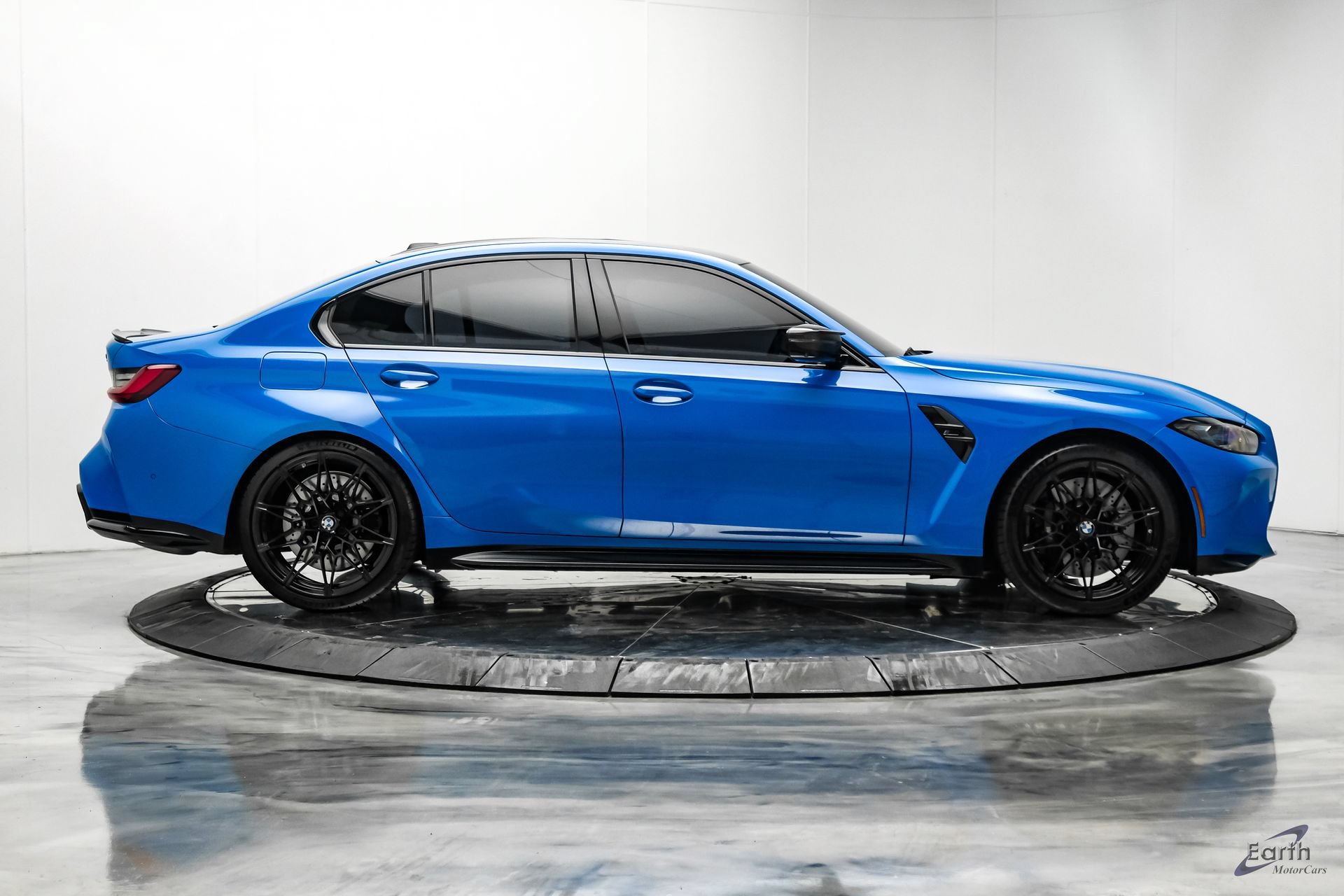 Used 2024 BMW M3 Competition w/ M Carbon Exterior Package AWD/4WD image 21