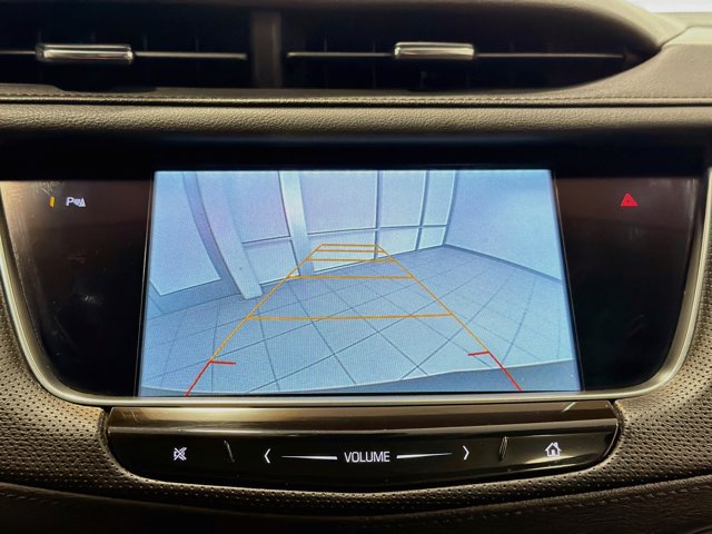 Used 2017 Cadillac XT5 Premium Luxury w/ LPO, Wheel Lock Package FWD image 12