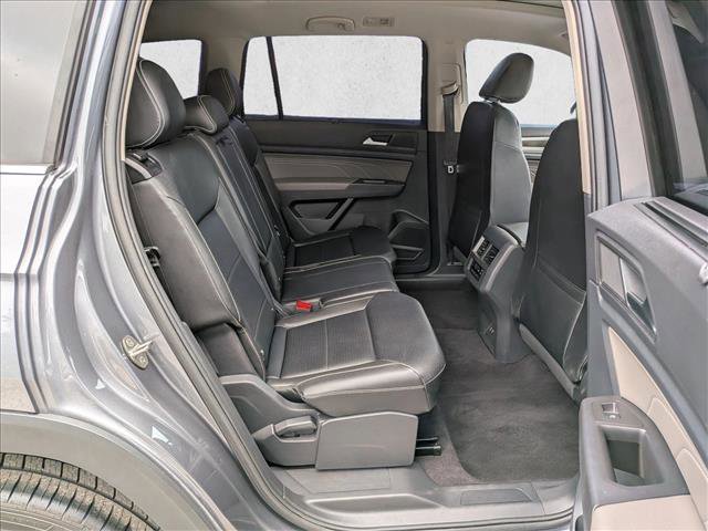 Used 2022 Volkswagen Atlas SE w/ Panoramic Sunroof Package FWD image 21