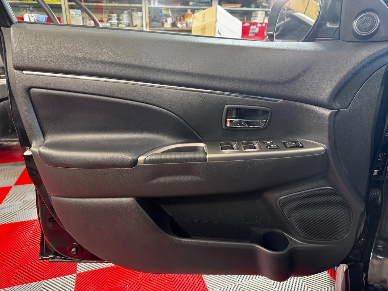 Used 2024 Mitsubishi Outlander Sport SEL AWD/4WD image 14