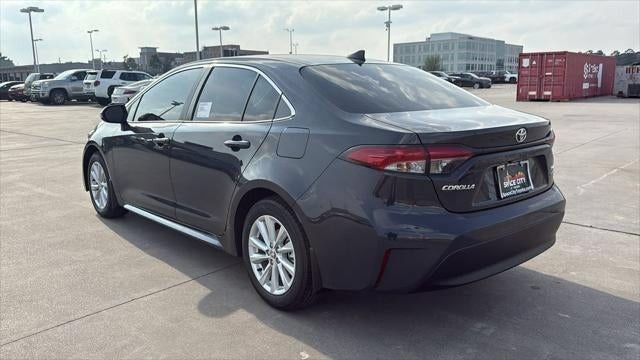 Used 2026 Toyota Corolla XLE FWD image 6
