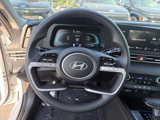 Certified 2026 Hyundai Elantra Hybrid FWD image 23