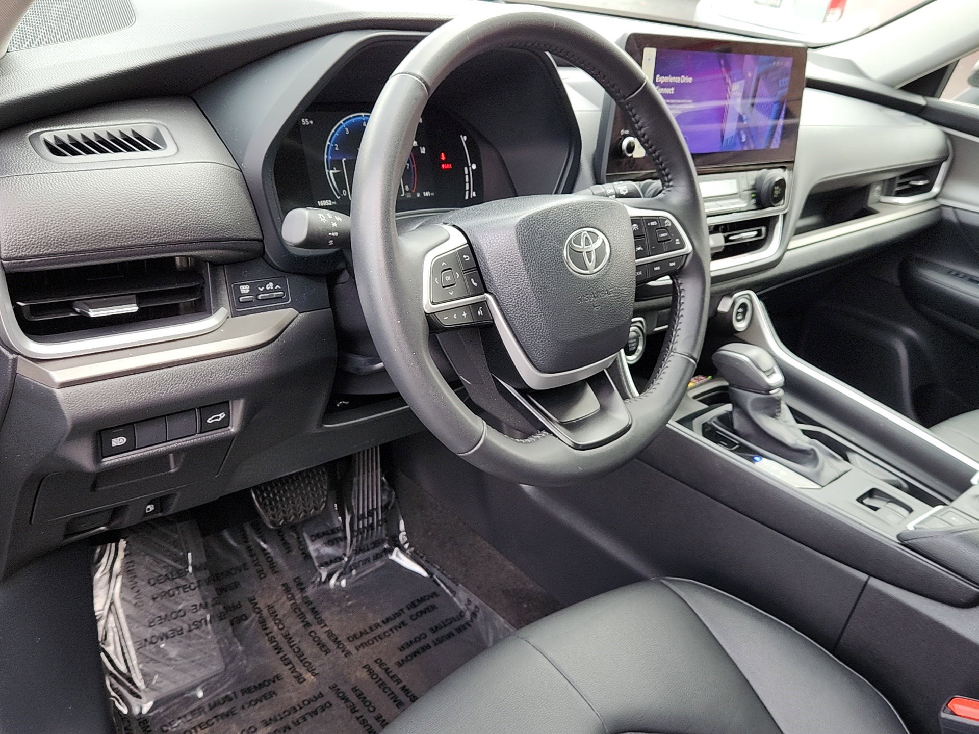 Certified 2025 Toyota Grand Highlander AWD image 11