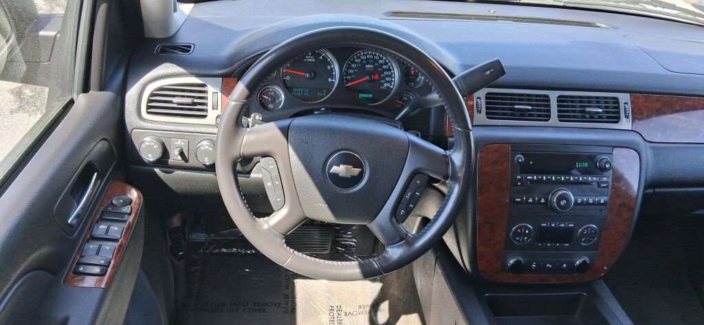 Used 2010 Chevrolet Tahoe LT AWD/4WD image 19